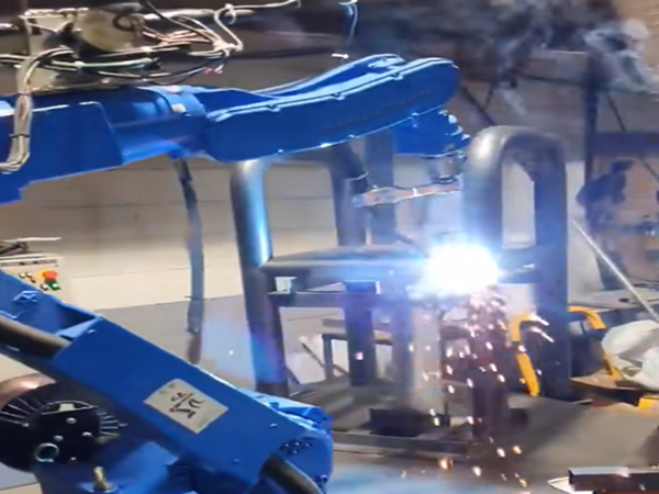 ���ӻ�е��