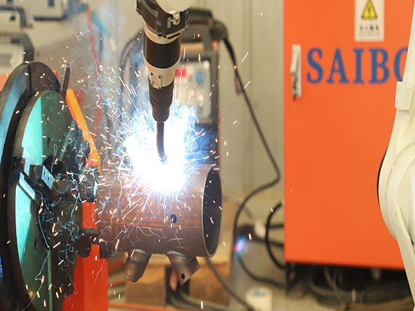 ����ʽ���ӻ�е��