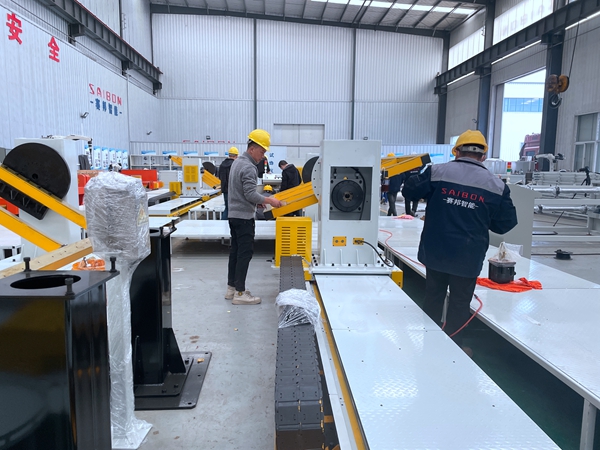 º¸½Ó±äλ»úչʾ º¸½Ó±äλ»úµÄÊÂÇéÔÀíºÍÌØµã