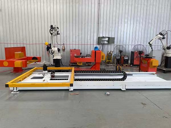 ×Ô¶¯º¸½Ó×°±¸Õ¹Ê¾ ×Ô¶¯º¸½Ó×°±¸µÄÌØµã