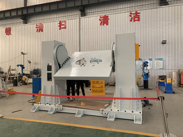 º¸½Ó±äλ»úչʾ »úеÈ˺¸½Ó±äλ»úµÄÌØµã