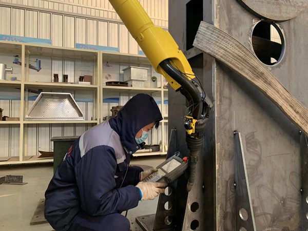 ��Զ����������ߵ�Ҫ������Щ����������������