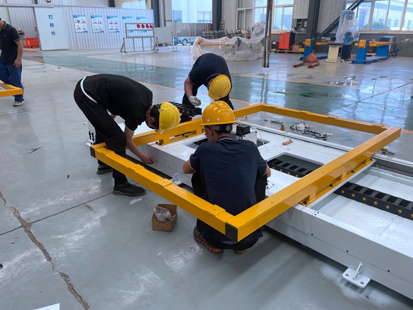 �ൺ�������������ĺ��ӱ�λ��ͼƬ