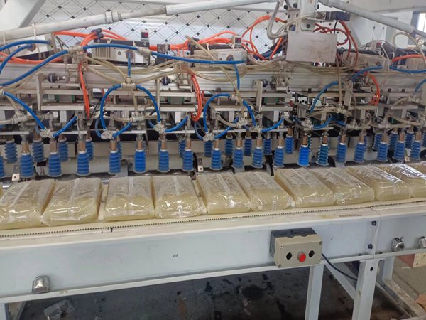 Çൺ½ñÄê»á¹ÙÍøÉú²úµÄ°áÔË»úеÈËչʾ ¹¤Òµ°áÔË»úеÈ˵ÄÉú³¤Ç÷ÊÆ