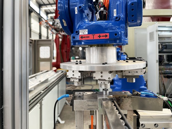 Çൺ½ñÄê»á¹ÙÍøÉú²úµÄÂë¶â»úеÈËչʾ Âë¶â»úеÈ˵ijÌÐò°ì·¨ÏÈÈÝ