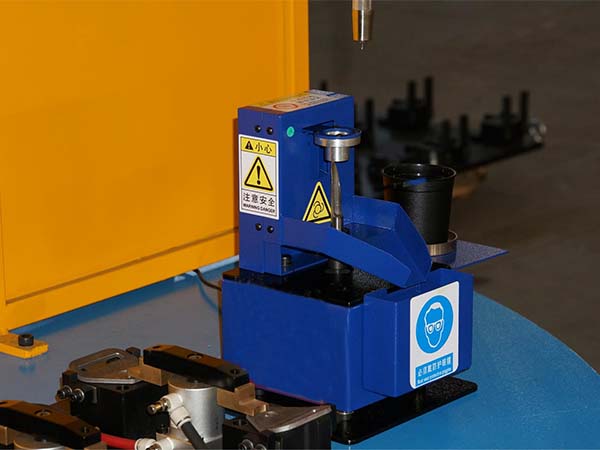 ȫ�Զ����ӻ�е�˵���ǹ����������������������������