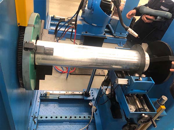 法兰管件焊接机械人 法兰管件焊接机械人