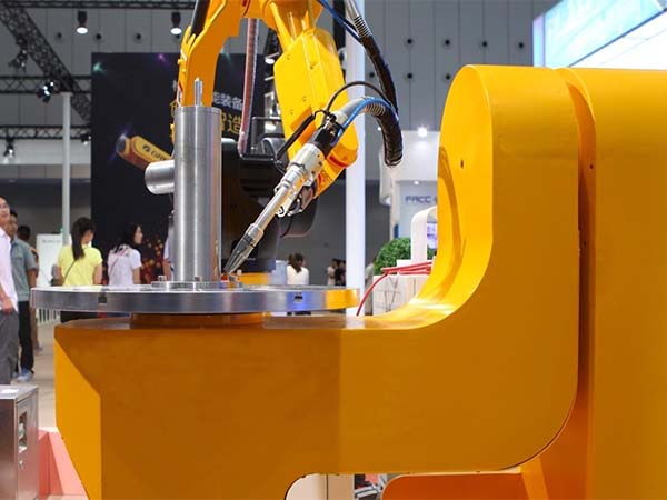 轴类机械人焊接事情站 轴类机械人焊接事情站