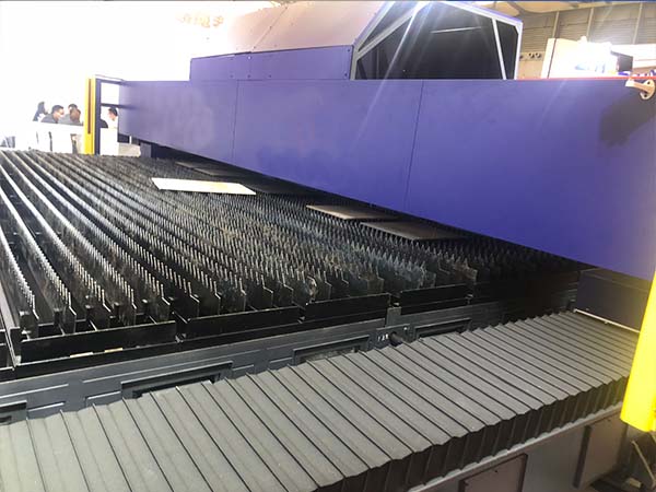 ×Ô¶¯º¸½Ó×°±¸µÄ²Ù×÷¹æ³Ì ×Ô¶¯º¸½Ó×°±¸µÄ²Ù×÷¹æ³Ì