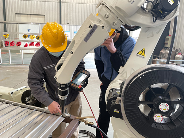 理想的焊条角度控制自动焊接装备熔池温度 理想的焊条角度控制自动焊接装备熔池温度