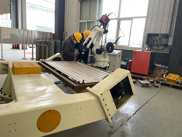 ȫ�Զ����ӻ�е����Ҫ�˹���ʲô��������������