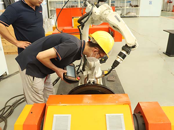 ���ӻ�е���Զ�������