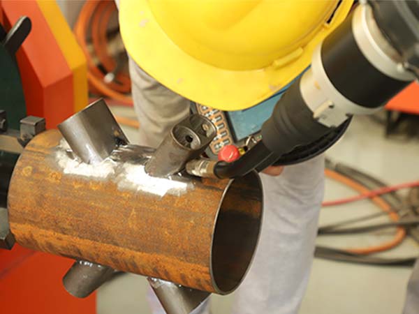 ȫ�Զ����⺸�ӻ�е�˵��ص�