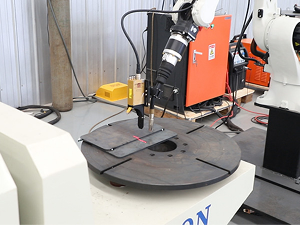 焊接机械人在通用机械行业中的应用 焊接机械人在通用机械行业中的应用