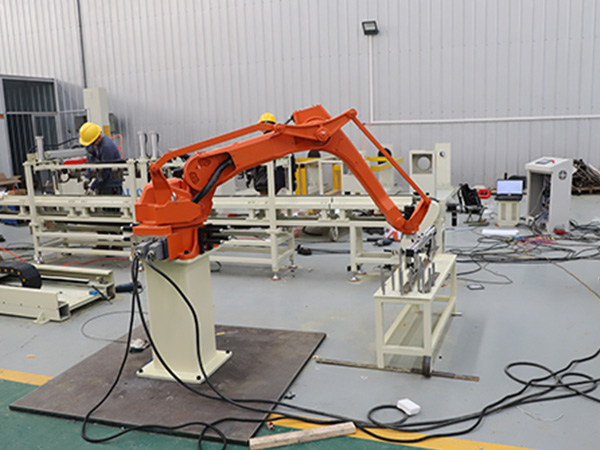 Âë¶â»úеÈ˺ͰáÔË»úеÈ˵IJî±ðµã Âë¶â»úеÈ˺ͰáÔË»úеÈ˵IJî±ðµã